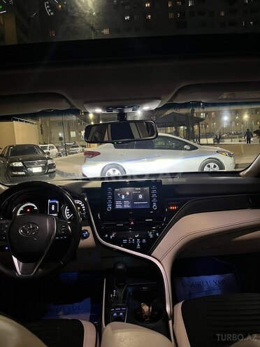Toyota Camry-16