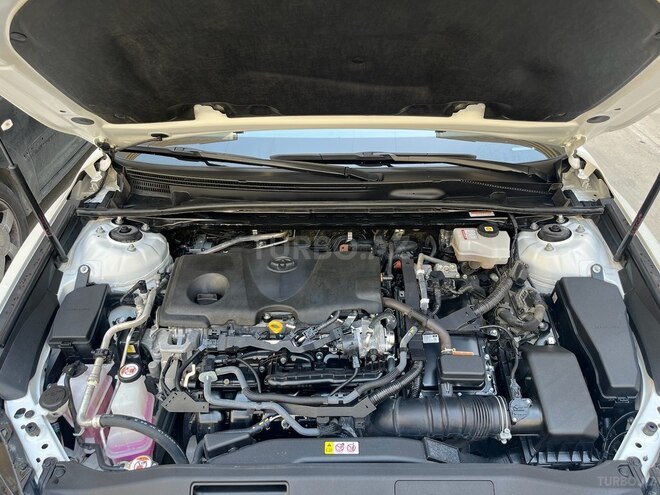 Toyota Camry-17