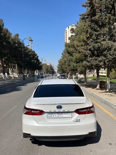Toyota Camry-4