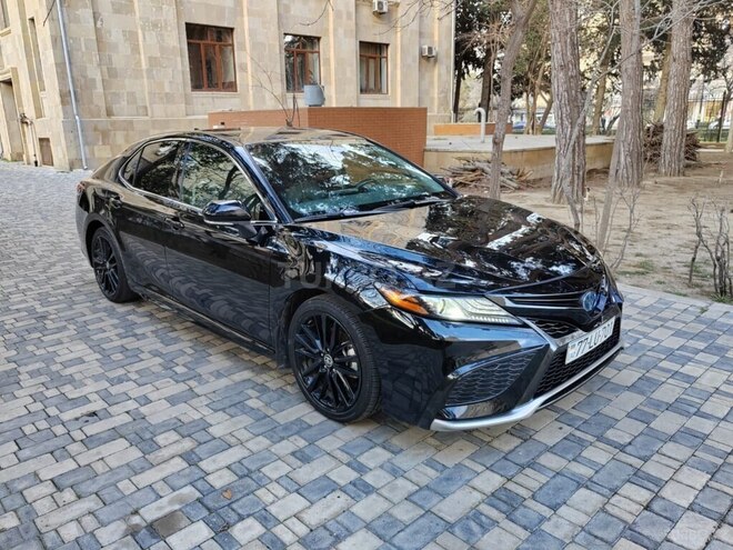 Toyota Camry 2023, 70,000 km - 2.5 l - Bakı