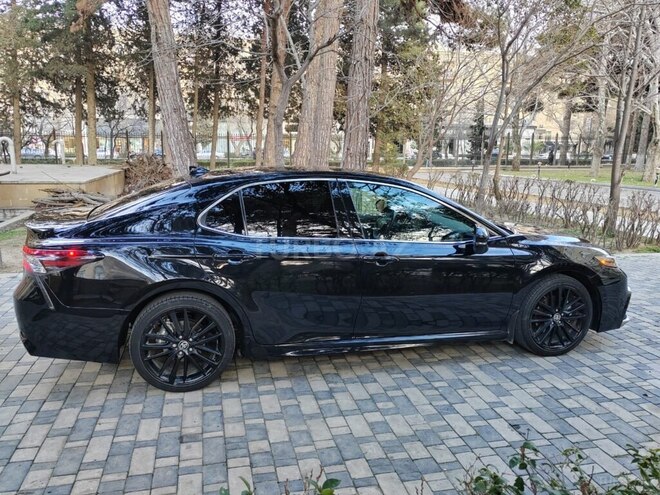 Toyota Camry 2023, 70,000 km - 2.5 l - Bakı