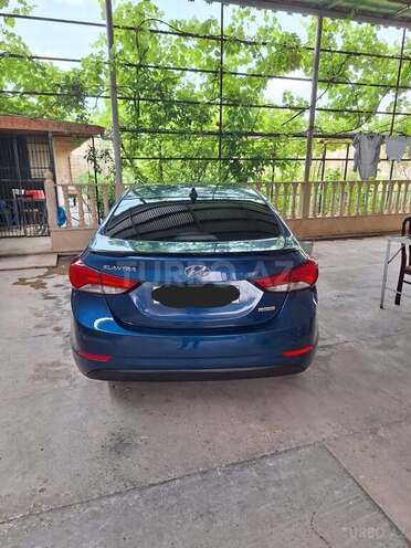 Hyundai Elantra 2015, 115,000 km - 1.8 l - Xudat