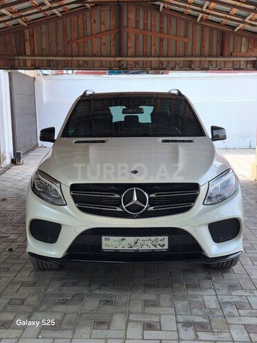 Mercedes GLE 350 4MATIC 2017, 126,000 km - 3.0 l - Bakı