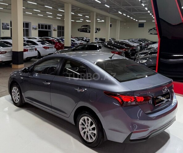 Hyundai Accent 2019, 133,033 km - 1.6 l - Sumqayıt