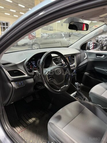 Hyundai Accent 2019, 133,033 km - 1.6 l - Sumqayıt