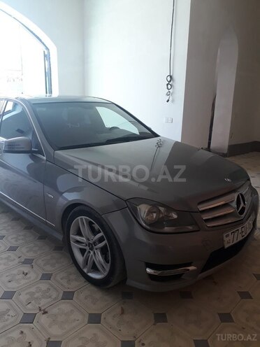 Mercedes C 250 2011, 250,000 km - 1.8 l - Yevlax