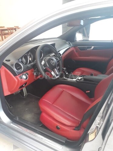 Mercedes C 250 2011, 250,000 km - 1.8 l - Yevlax
