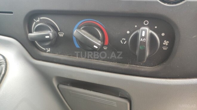 Ford Transit 2009, 196,000 km - 2.2 л - Bakı