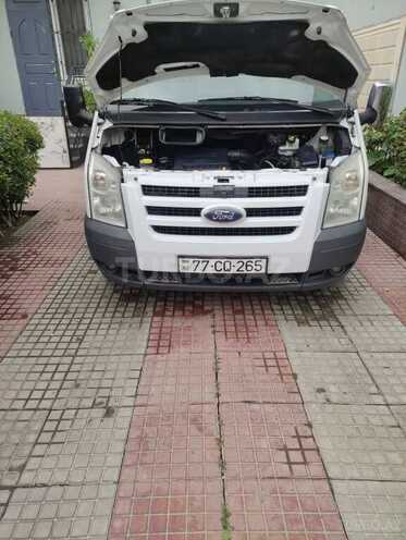 Ford Transit-1