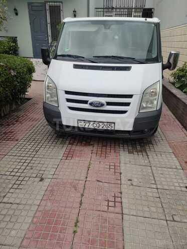 Ford Transit-6