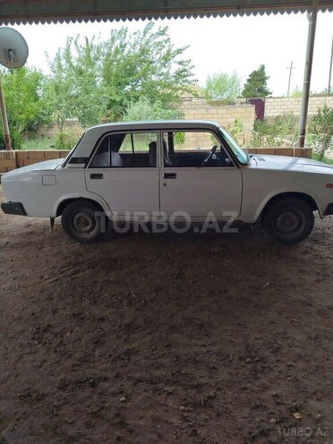 LADA (VAZ) 2107 2008, 50,000 km - 1.6 l - Salyan