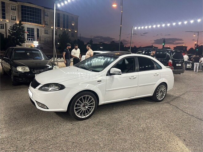 Daewoo Gentra 2014, 200,000 km - 1.5 l - Naxçıvan