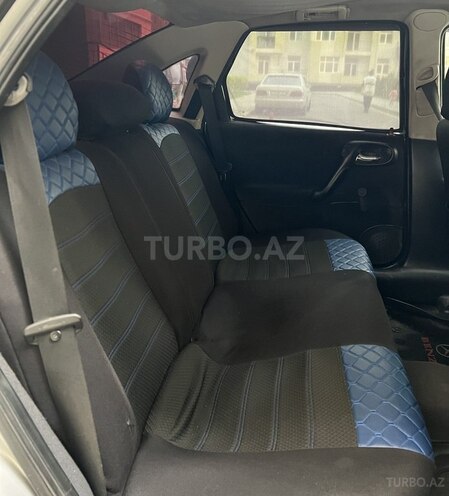 Opel Vectra-11
