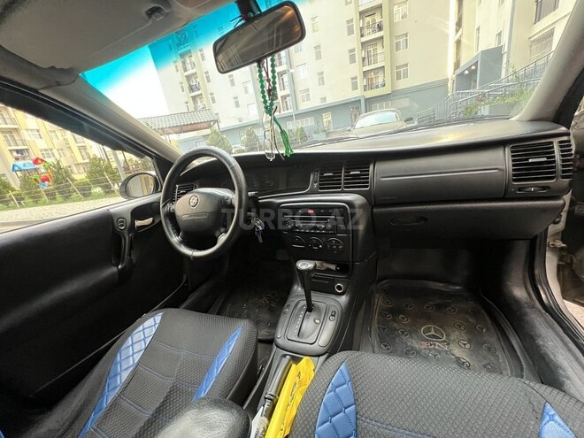 Opel Vectra-15