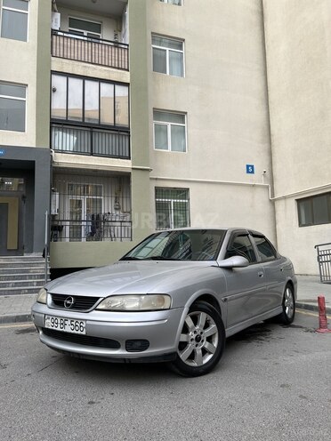 Opel Vectra-10