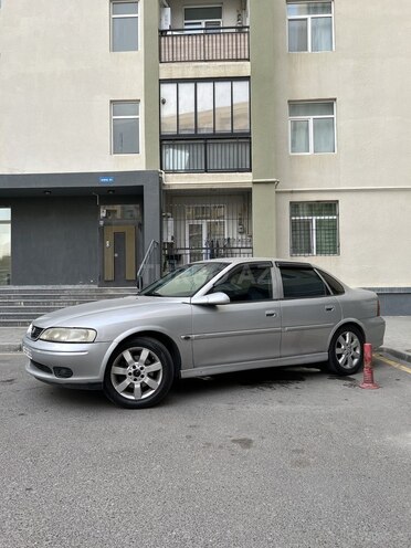Opel Vectra-9
