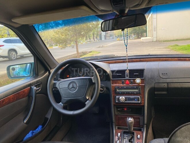 Mercedes C 180 1997, 500,000 km - 1.8 л - Lənkəran