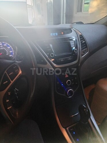 Hyundai Elantra 2014, 175,317 km - 1.8 л - Bərdə