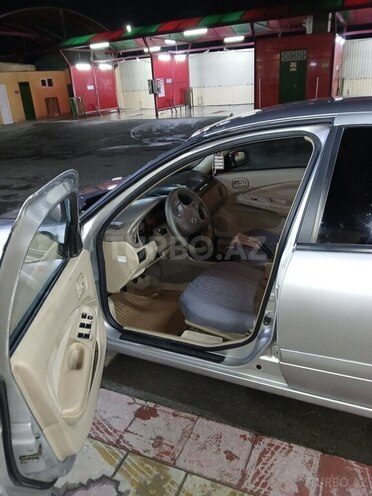 Nissan Sunny 2007, 289,000 km - 1.3 л - Gəncə