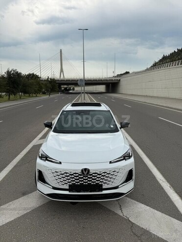 Changan CS 55 Plus 2025, 0 km - 1.5 л - Bakı