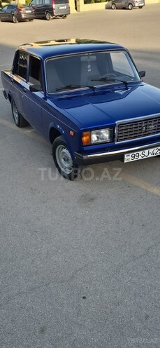 LADA (VAZ) 2107-2