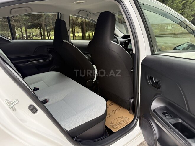 Toyota Aqua 2019, 27,819 km - 1.5 л - Bakı