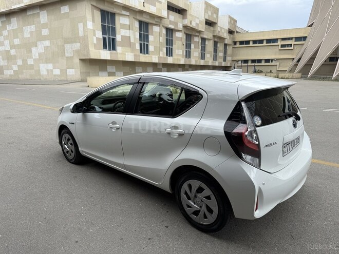 Toyota Aqua 2019, 27,819 km - 1.5 л - Bakı