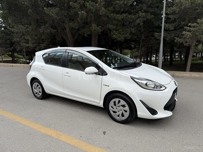 Toyota Aqua 2019, 27,819 km - 1.5 л - Bakı