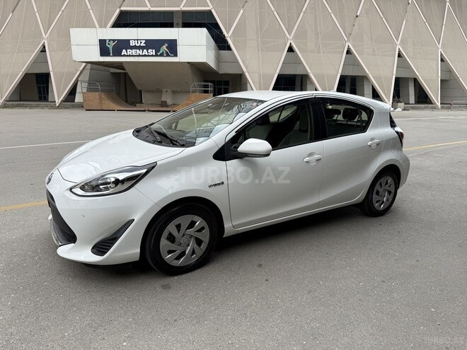 Toyota Aqua 2019, 27,819 km - 1.5 л - Bakı