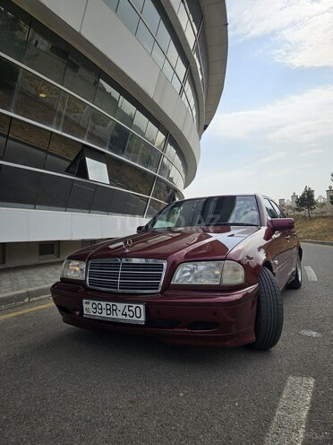 Mercedes C 200 1999, 259,200 km - 2.0 l - Bakı