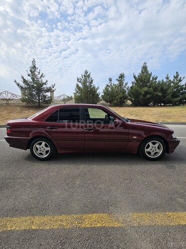 Mercedes C 200 1999, 259,200 km - 2.0 l - Bakı