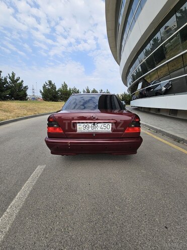 Mercedes C 200 1999, 259,200 km - 2.0 l - Bakı