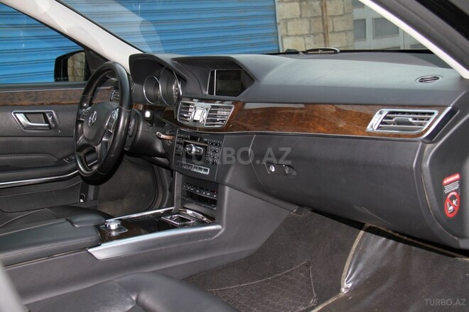 Mercedes E 200 d 2013, 323,541 km - 2.0 l - Bakı