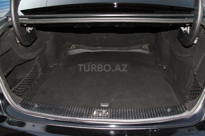 Mercedes E 200 d 2013, 323,541 km - 2.0 l - Bakı