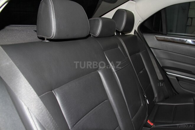 Mercedes E 200 d 2013, 323,541 km - 2.0 l - Bakı