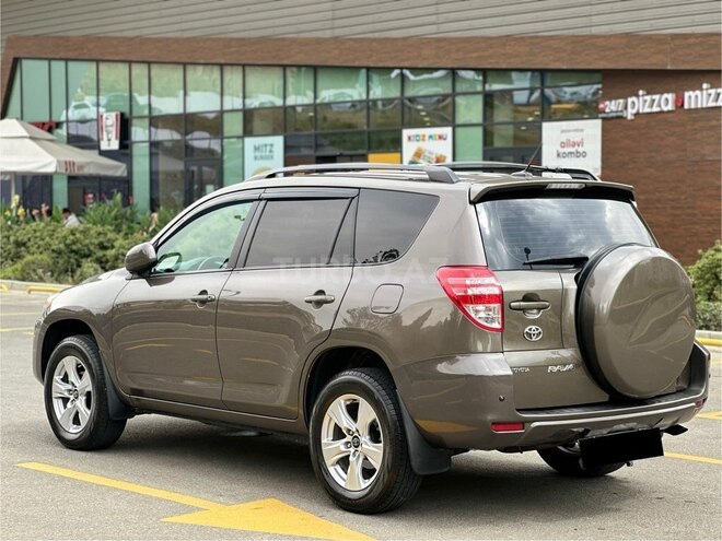 Toyota RAV4 2012, 180,000 km - 2.4 л - Bakı