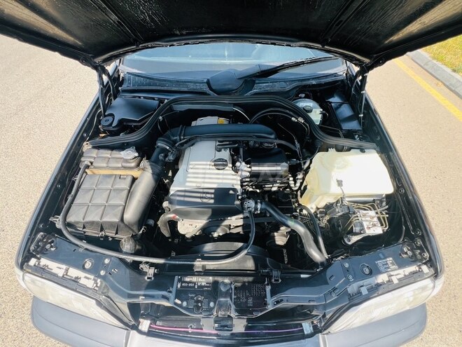 Mercedes C 200 1998, 270,000 km - 2.0 l - Tovuz