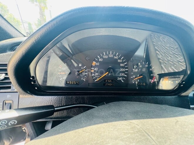 Mercedes C 200 1998, 270,000 km - 2.0 l - Tovuz