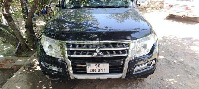 Mitsubishi Pajero 2007, 196,000 km - 3.0 л - Masallı