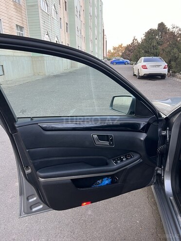 Mercedes E 220 2014, 230,000 km - 2.0 l - Naxçıvan