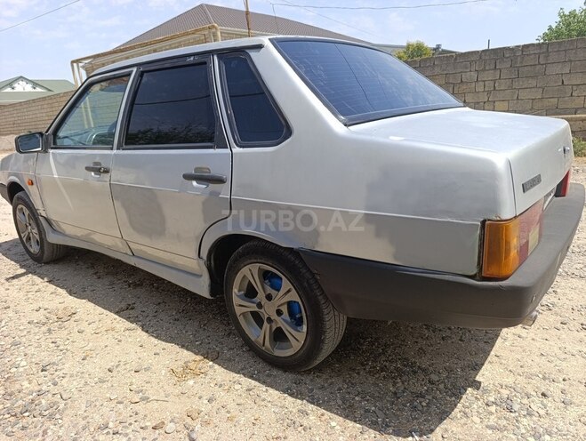 LADA (VAZ) 21099 2002, 398,765 km - 1.6 л - Salyan