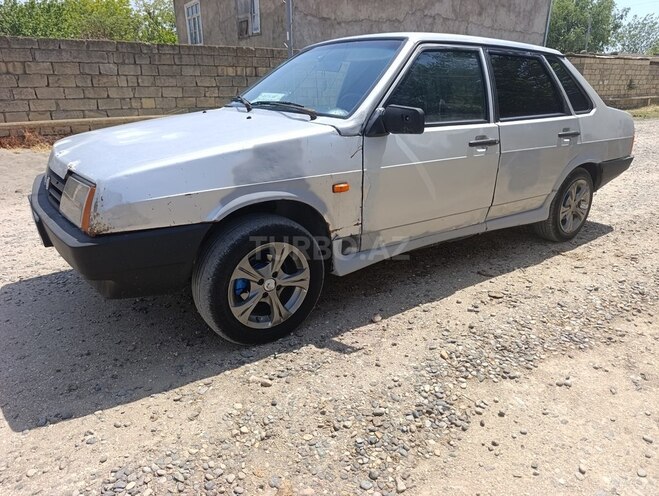 LADA (VAZ) 21099 2002, 398,765 km - 1.6 л - Salyan