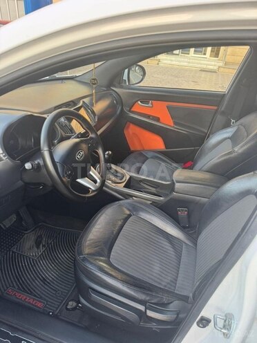 Kia Sportage 2012, 216,000 km - 2.0 l - Bakı