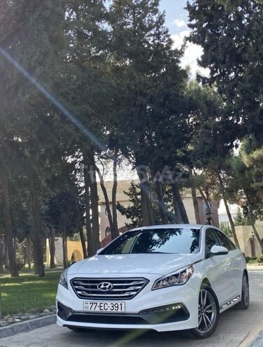 Hyundai Sonata-1