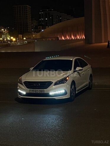 Hyundai Sonata-10