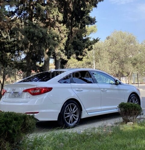 Hyundai Sonata-9