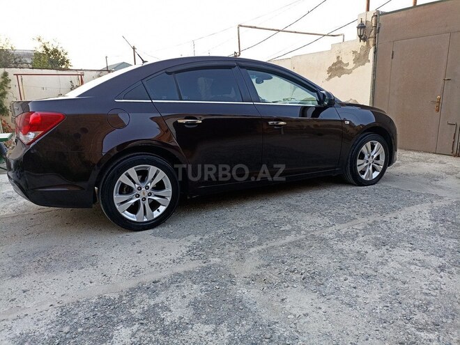Chevrolet Cruze-9