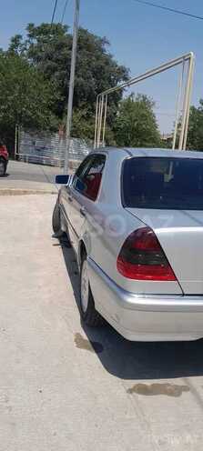 Mercedes C 240-3
