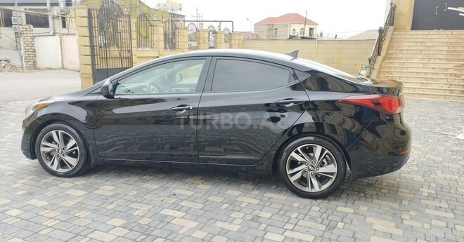 Hyundai Elantra 2015, 35,582 km - 1.8 l - Bakı
