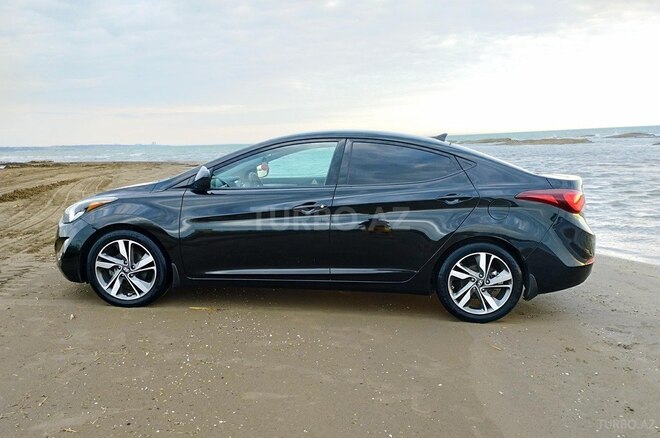 Hyundai Elantra 2015, 35,582 km - 1.8 l - Bakı